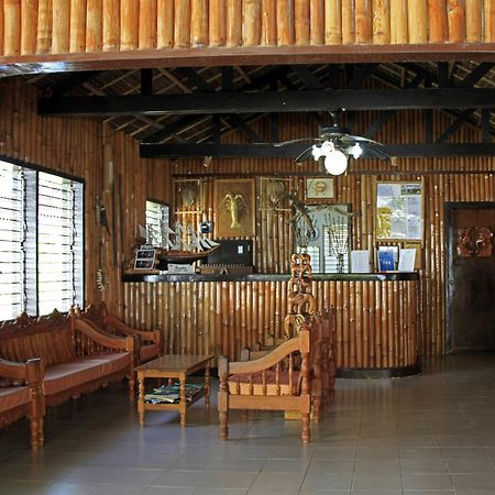 Whispering Palms Island Resort Bacolod Buitenkant foto